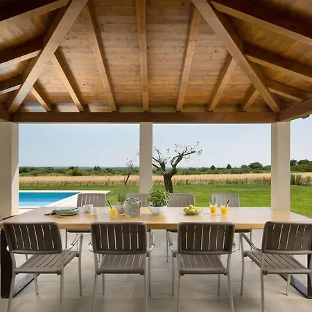 Roko Comfortable Villa Vodnjan